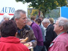 Erste Gespräche.JPG